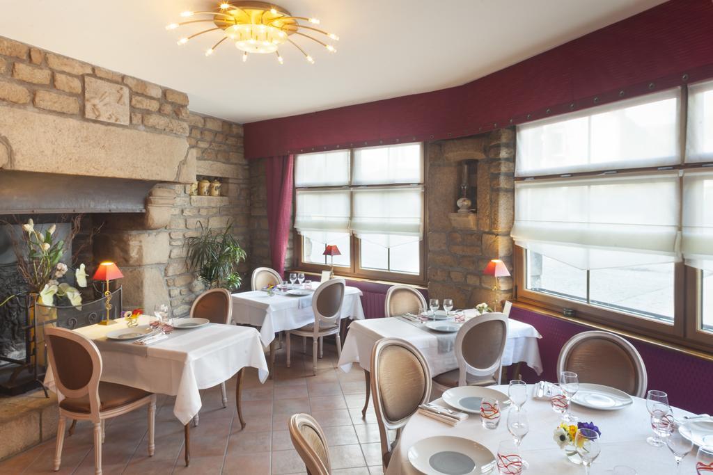 Au Relais Du Porhoet Guilliers Екстер'єр фото