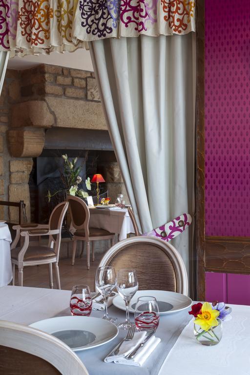 Au Relais Du Porhoet Guilliers Екстер'єр фото